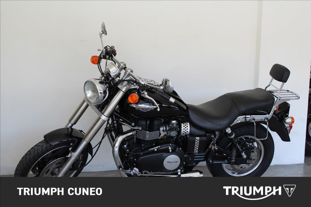TRIUMPH Speedmaster 865 
