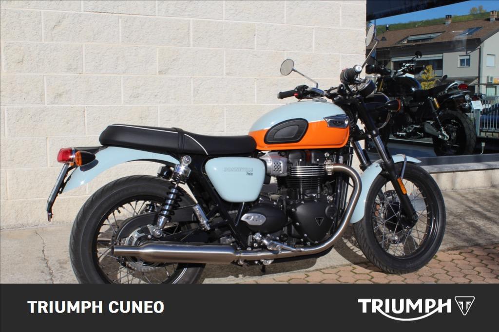 TRIUMPH Bonneville 900 T100 