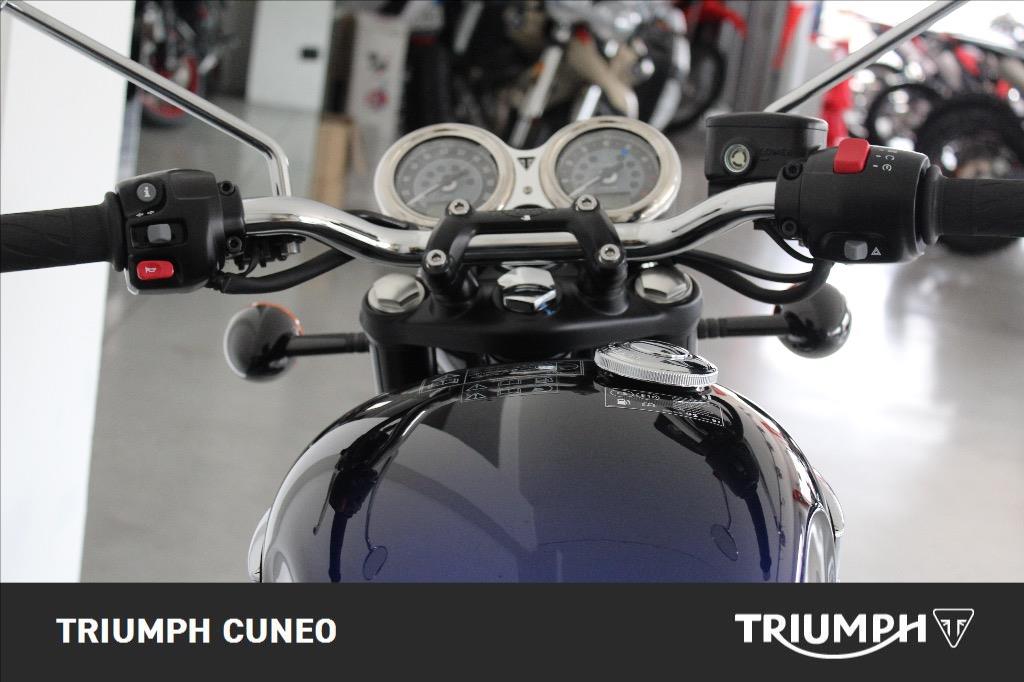 TRIUMPH Bonneville 900 T100 