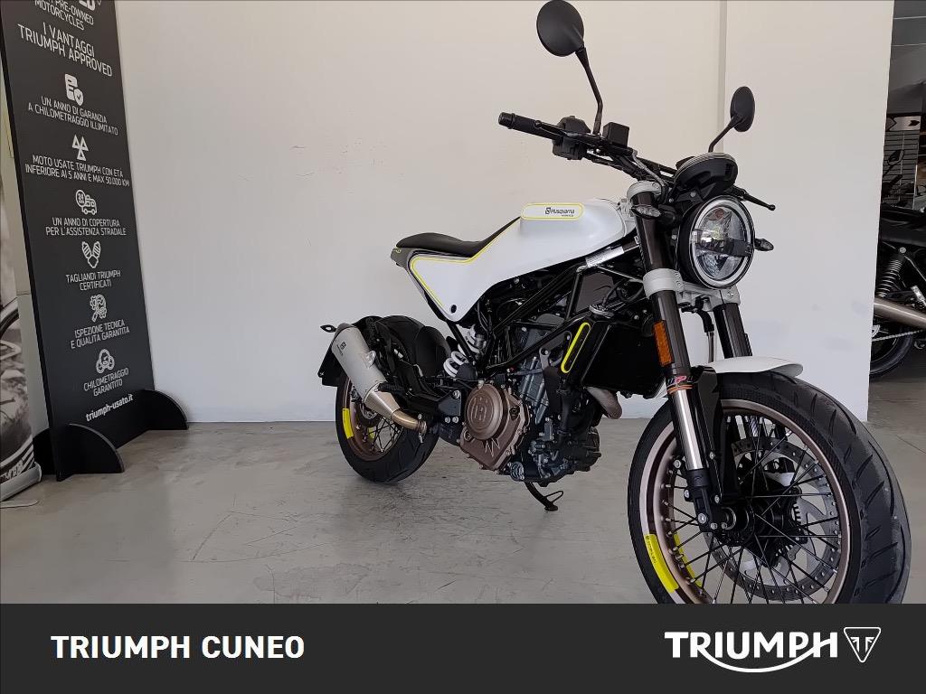 HUSQVARNA Svartpilen 401 4T