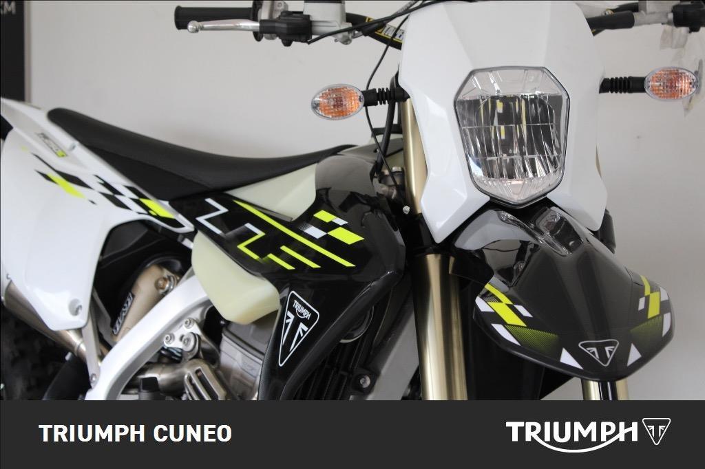 TRIUMPH TF 250 E Abs