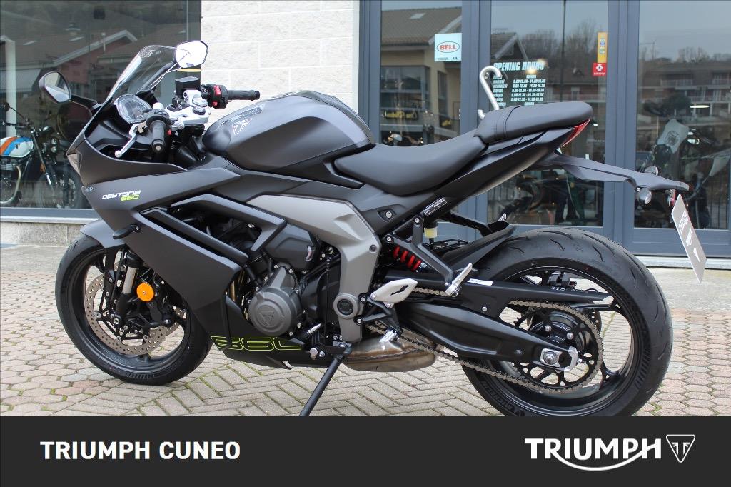 TRIUMPH Daytona 660 Abs