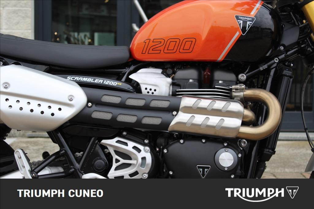 TRIUMPH Scrambler 1200 XE Baja Orange/Phantom Black Abs