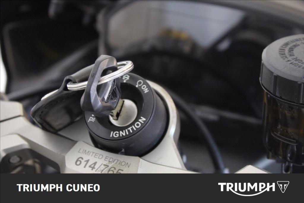 TRIUMPH Daytona 765 Moto2 Limited Edition