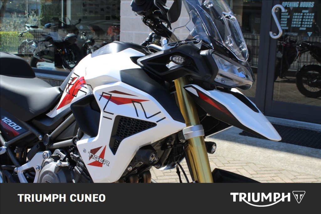 TRIUMPH Tiger 1200 Desert Edition