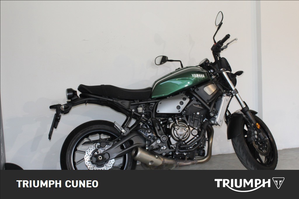 YAMAHA XSR 700 Abs