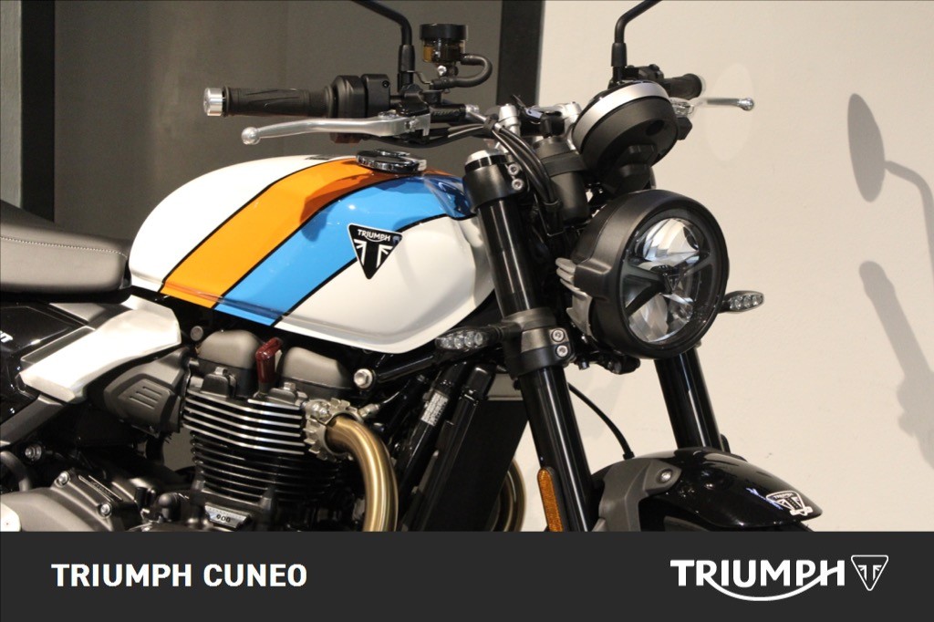 TRIUMPH Speed Twin 900 Pure White/Blue/Orange Abs