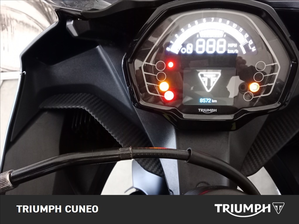 TRIUMPH Daytona 660 Sapphire Black Abs